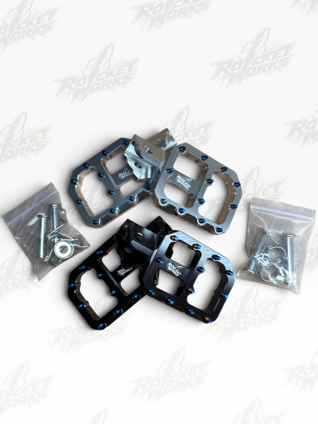 Mini Emoto Titanium Wide Pegs ￼