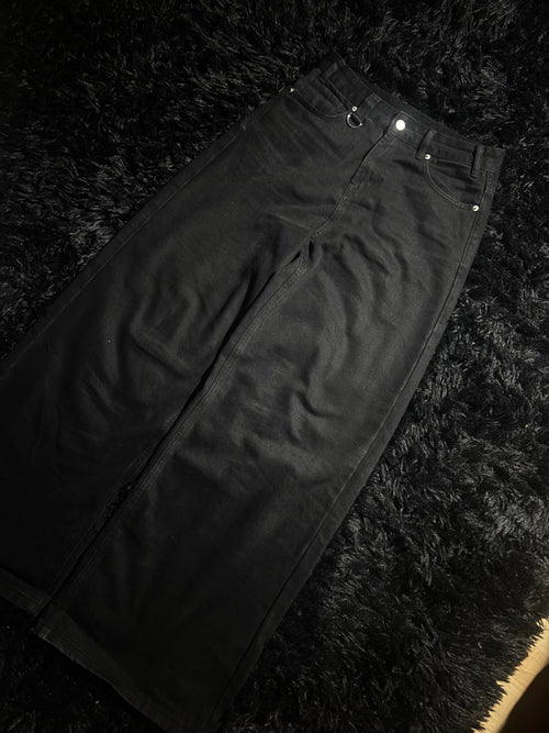 "Kuro" baggy denim