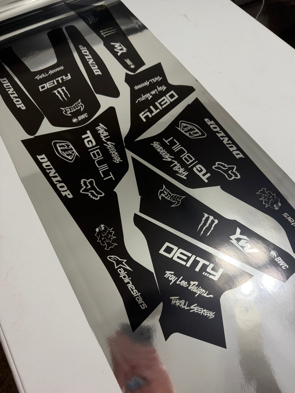 Yozma IN-10 Full Decal Kit